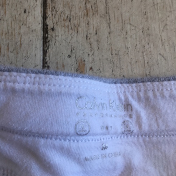 Calvin Klein grey capri joggers - Picture 5 of 5